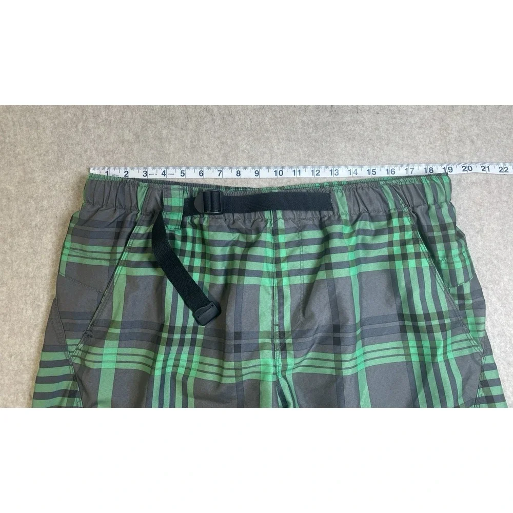 THE North Face Shorts Mens Size LG Plaid Green Swim Suit Trunks Belt and Pockets